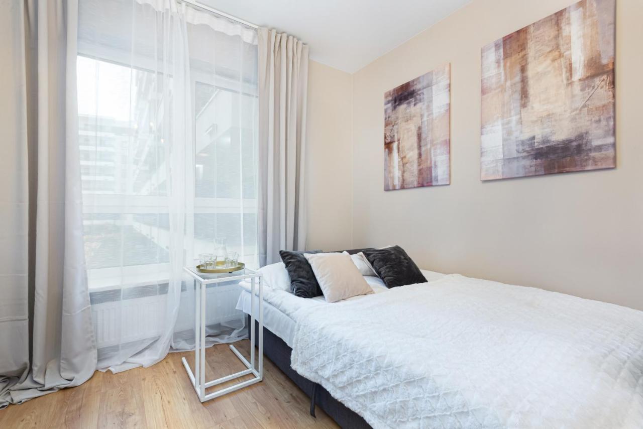 Mokotow Business Center Apartments By Noclegi Renters Варшава Екстериор снимка