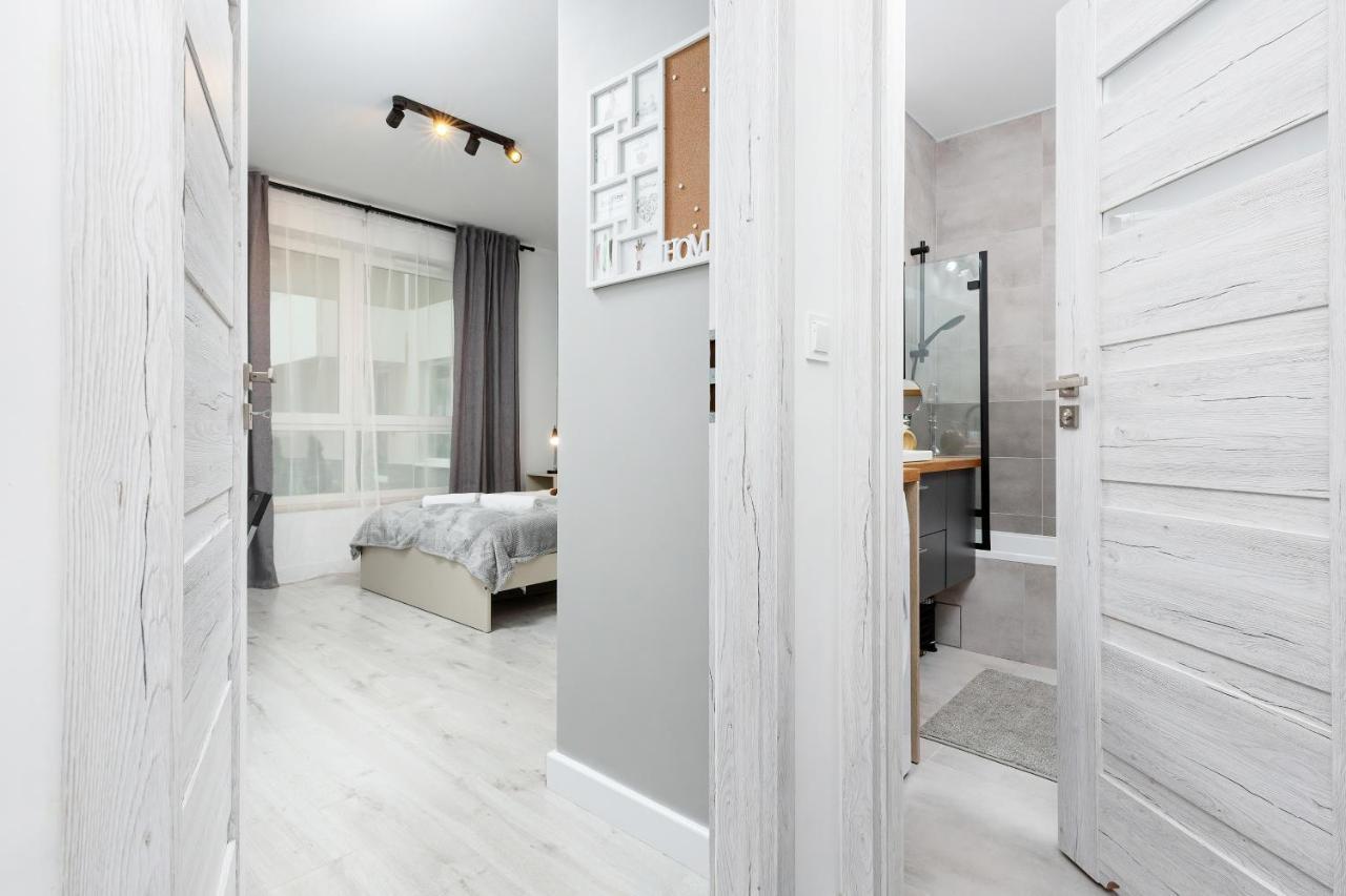 Mokotow Business Center Apartments By Noclegi Renters Варшава Екстериор снимка