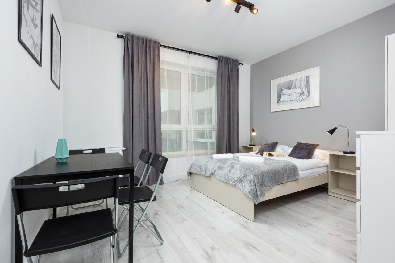 Mokotow Business Center Apartments By Noclegi Renters Варшава Екстериор снимка