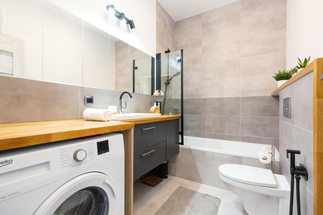 Mokotow Business Center Apartments By Noclegi Renters Варшава Екстериор снимка